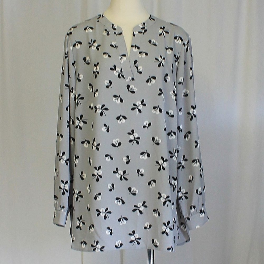 Anne Klein Women's Plus Size Split Neck Blouse